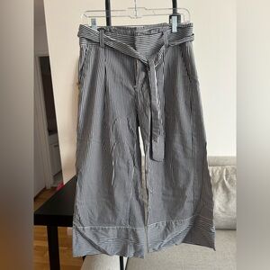 Striped wide leg cropped pants